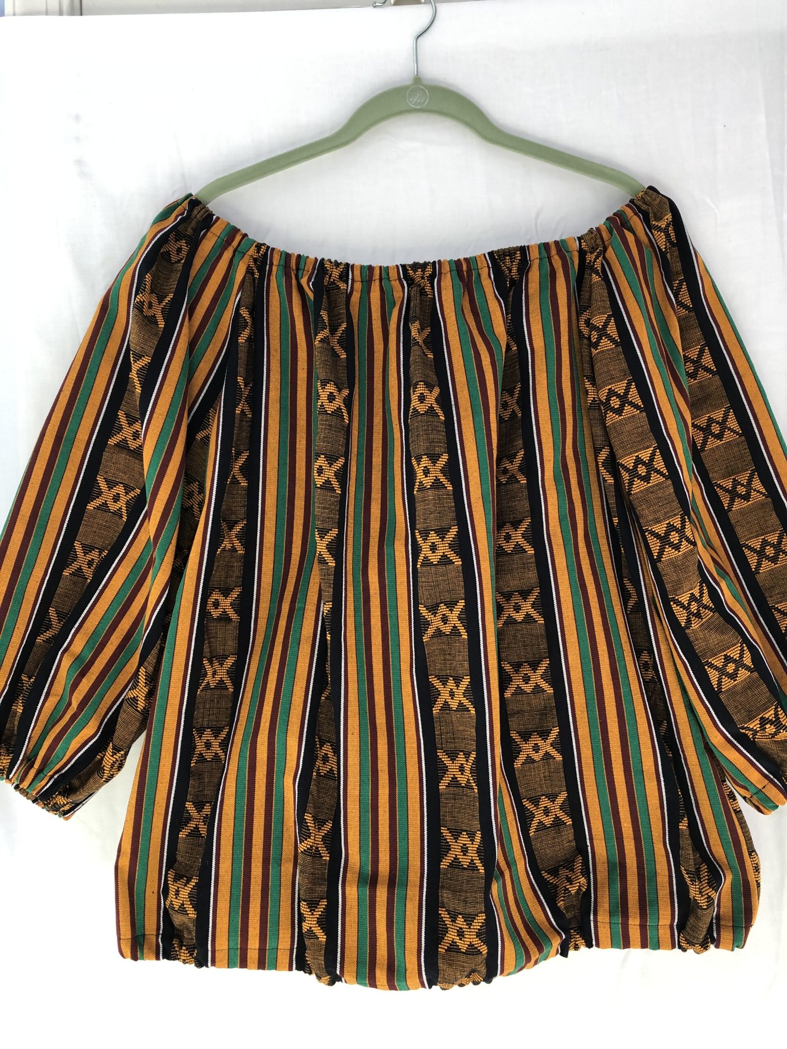 Chic Afriq Kente Off-shoulder Top. Chic Afriq Kente Off-shoulder Top.